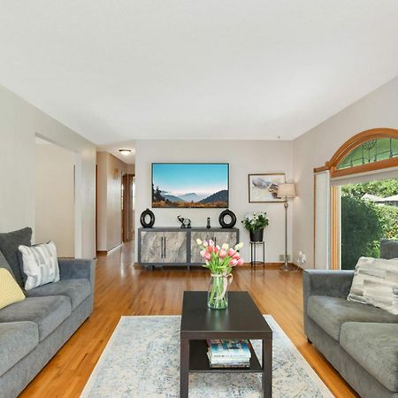 Cottage Grove Haven, Spacious 4-Bed, 3 Baths Retreat Exteriér fotografie