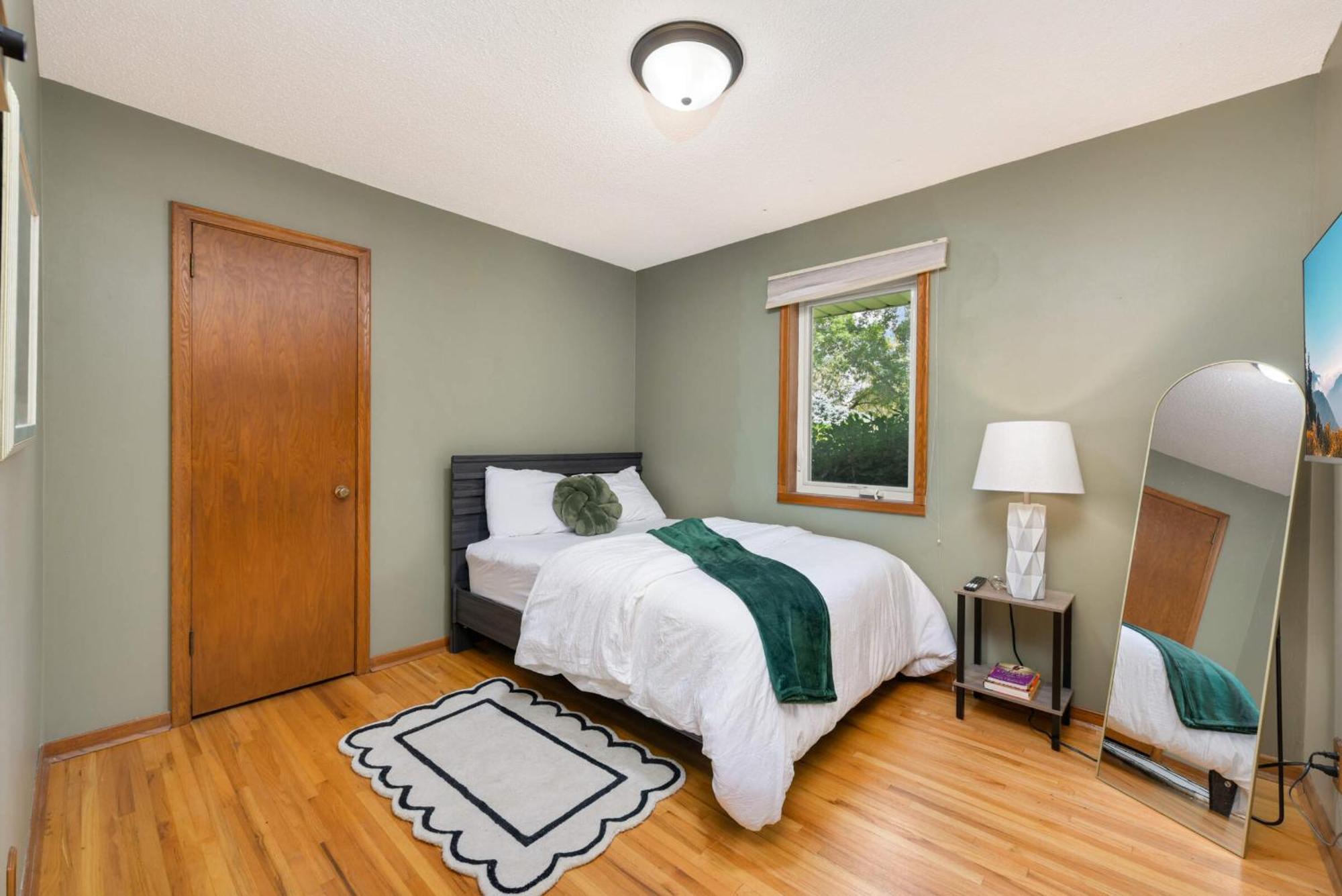 Cottage Grove Haven, Spacious 4-Bed, 3 Baths Retreat Exteriér fotografie