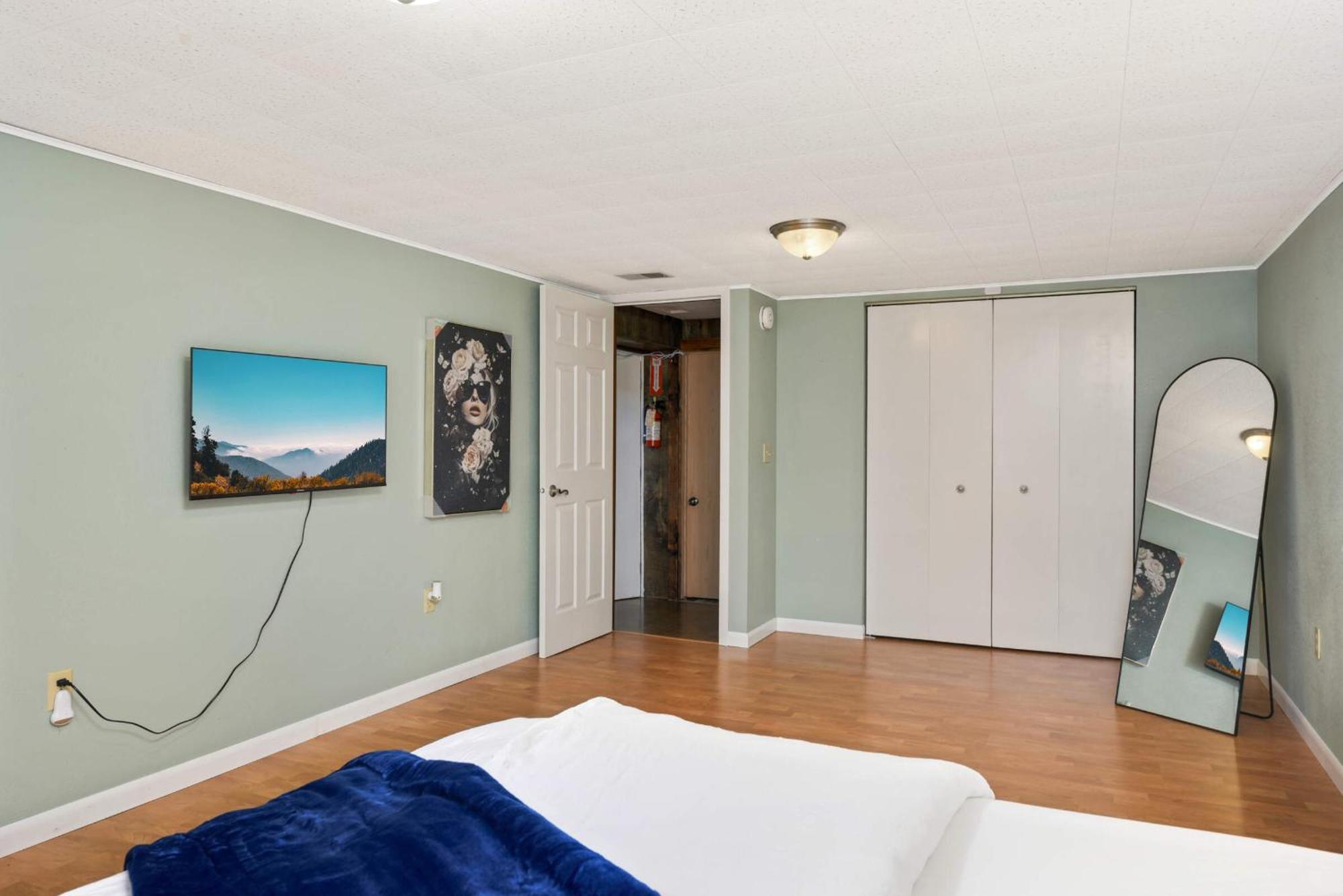 Cottage Grove Haven, Spacious 4-Bed, 3 Baths Retreat Exteriér fotografie